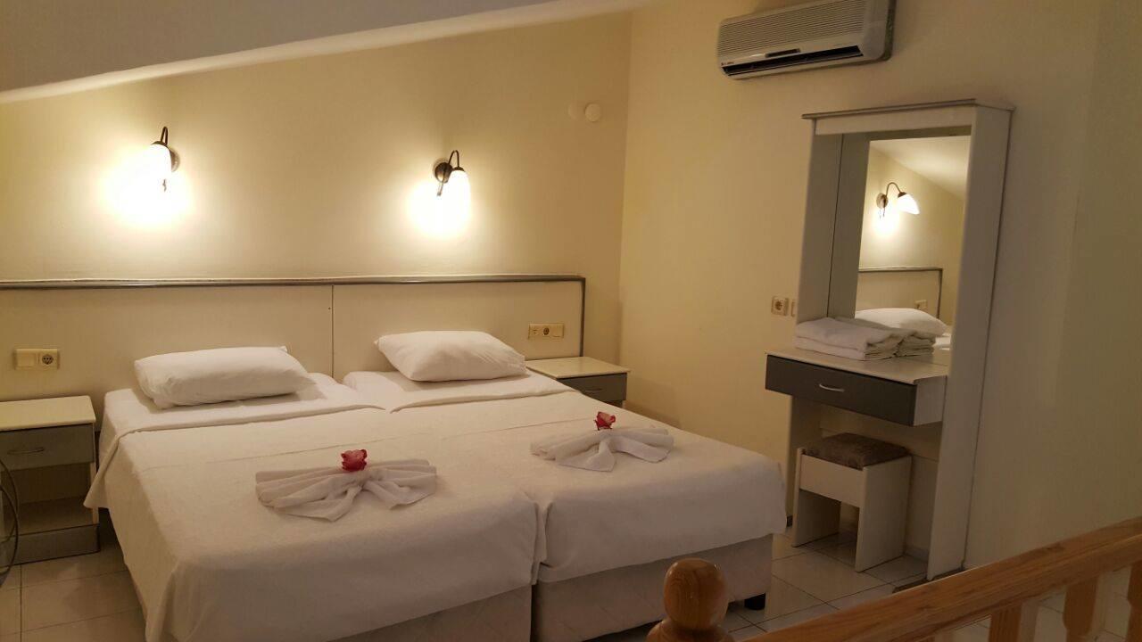 Hotel Prestij Apart İçmeler Exterior foto